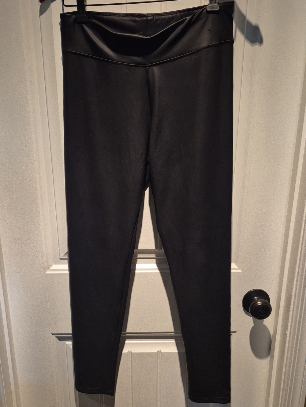 Luxe Matte Black Stretch Leggings